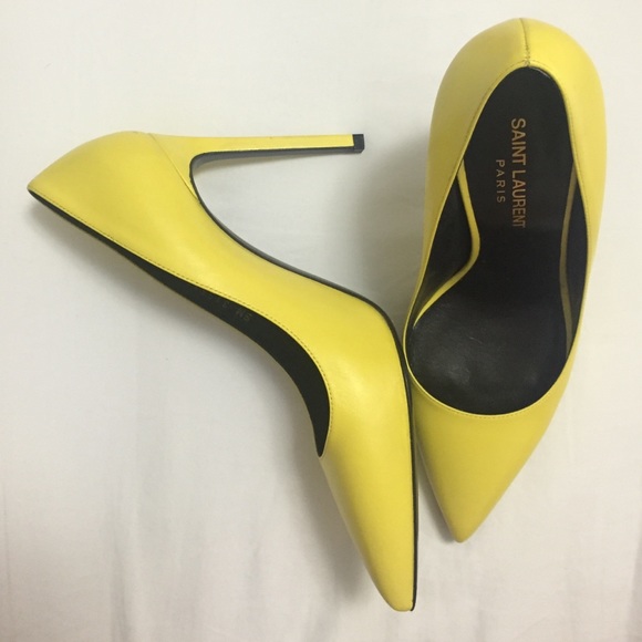 GENUINE, Ives Saint Laurent Sandals, Yellow. - Picture 2 of 5